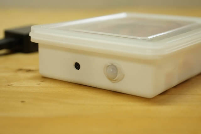 ラズベリーパイ：弁当箱とLEGOで作る監視カメラ